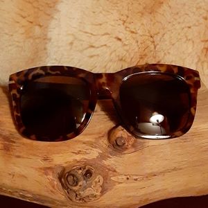 Aldo. Tortoise shell Sunglasses.